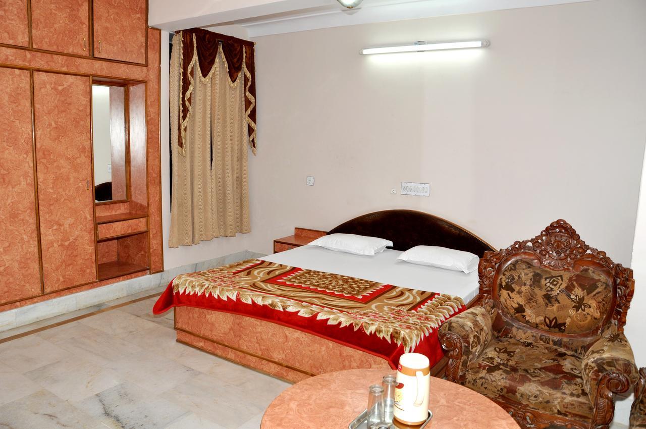 Hotel Kirti Plaza Chittorgarh Exterior foto