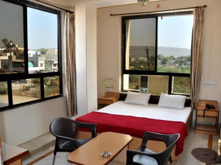 Hotel Kirti Plaza Chittorgarh Exterior foto